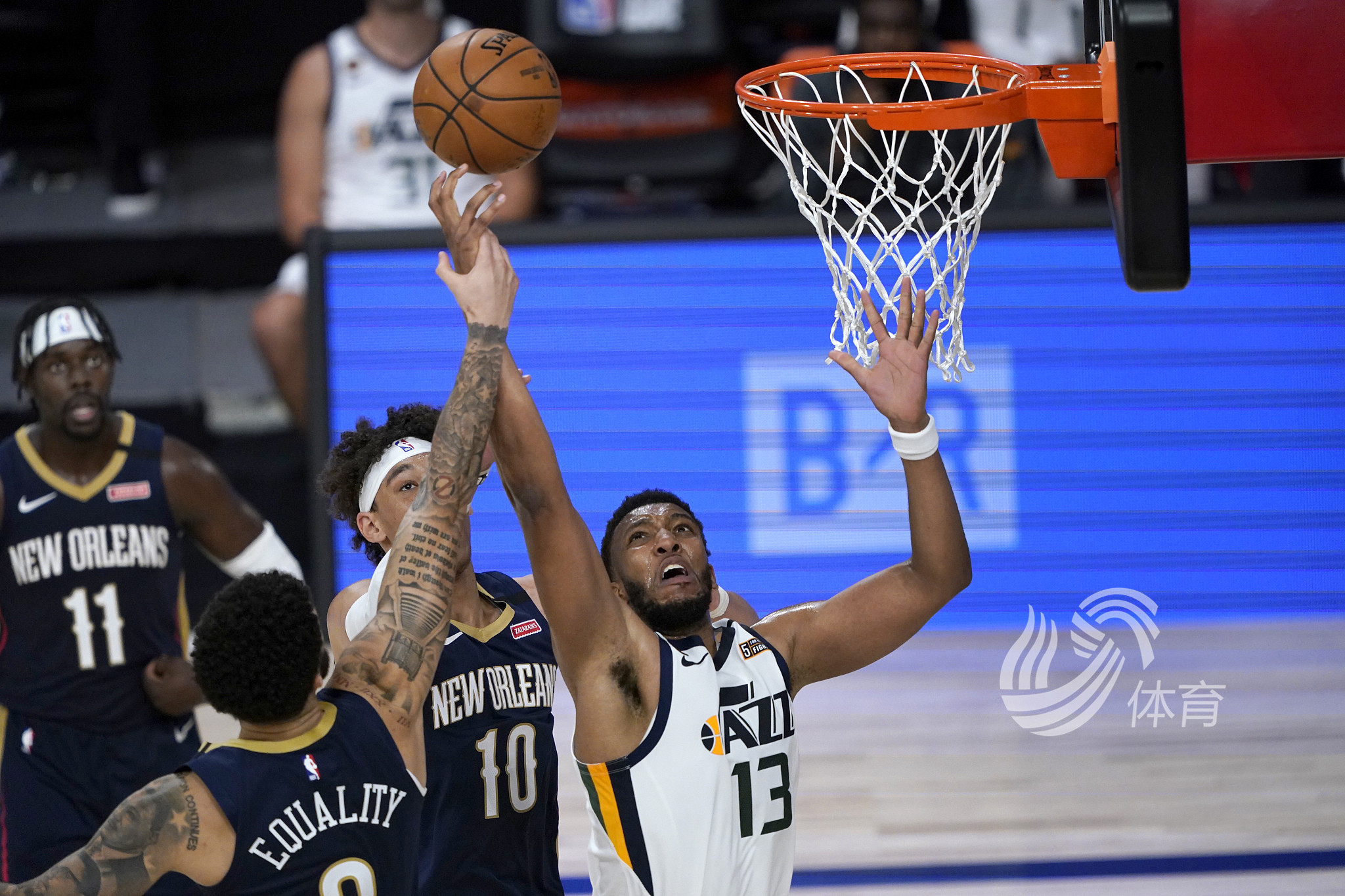 队形象与竞 队形象与竞