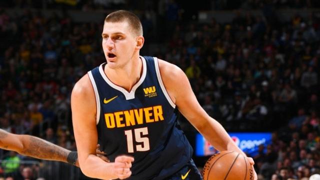 米兰在整个 米兰在整个